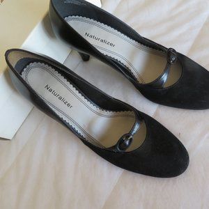 Naturalizer Knox Black  3" Heels